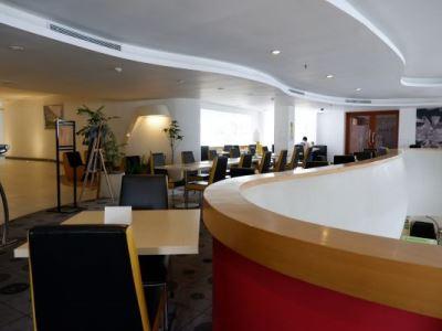 Kimaya Braga By Harris 4*